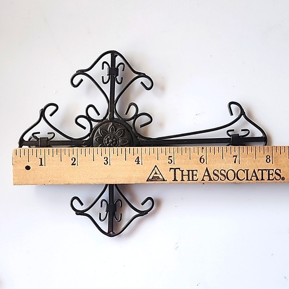 3 piece of Metal Decorative Crosses. - Picture 10 of 10